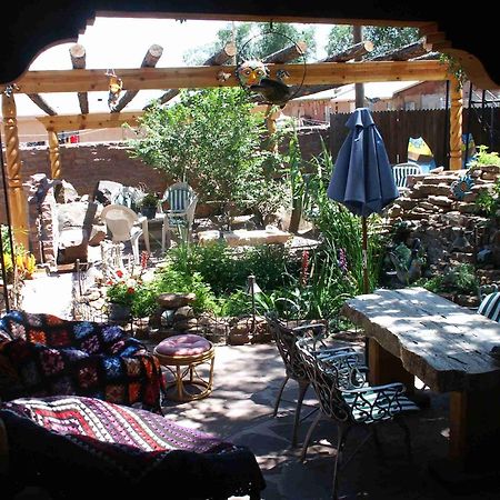 Inn At Halona Zuni Exterior photo